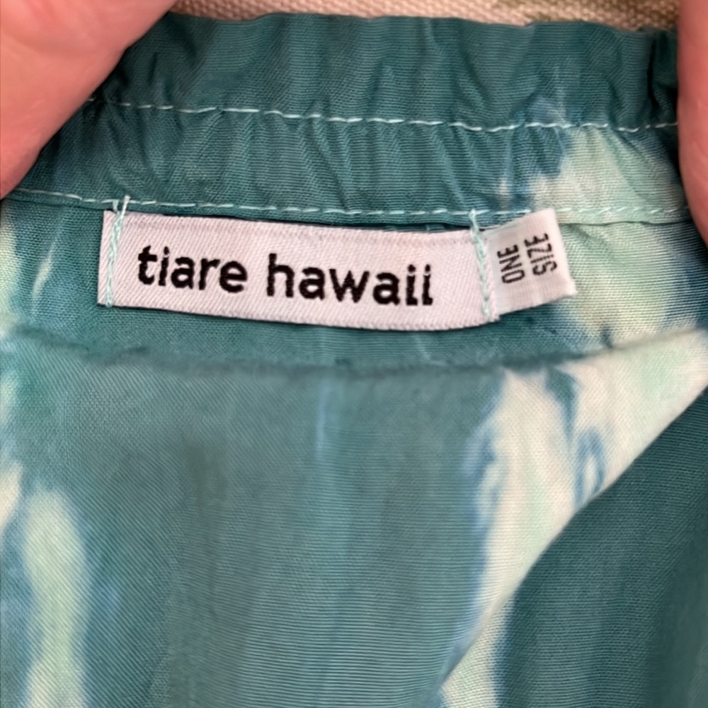 Tiare Hawaii Off the Shoulder Top - Picture 7 of 11